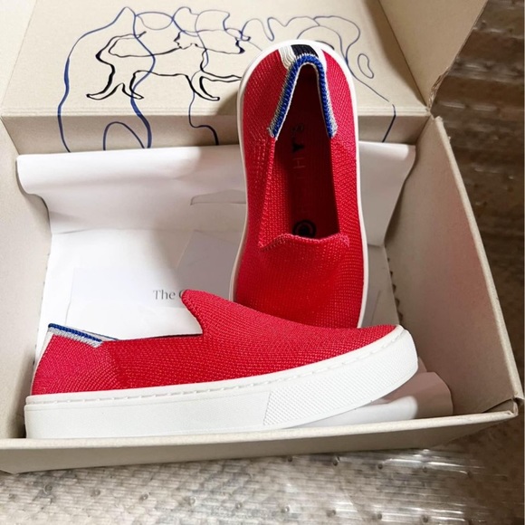 NEW with Box Rothy’s Slip On Kids Mesh Sneaker Shoe, Red, 10C - Picture 2 of 7